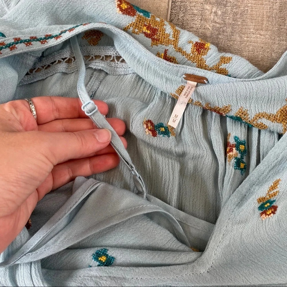 Free People Floral Embroidered oversized Dress - Picture 4 of 7